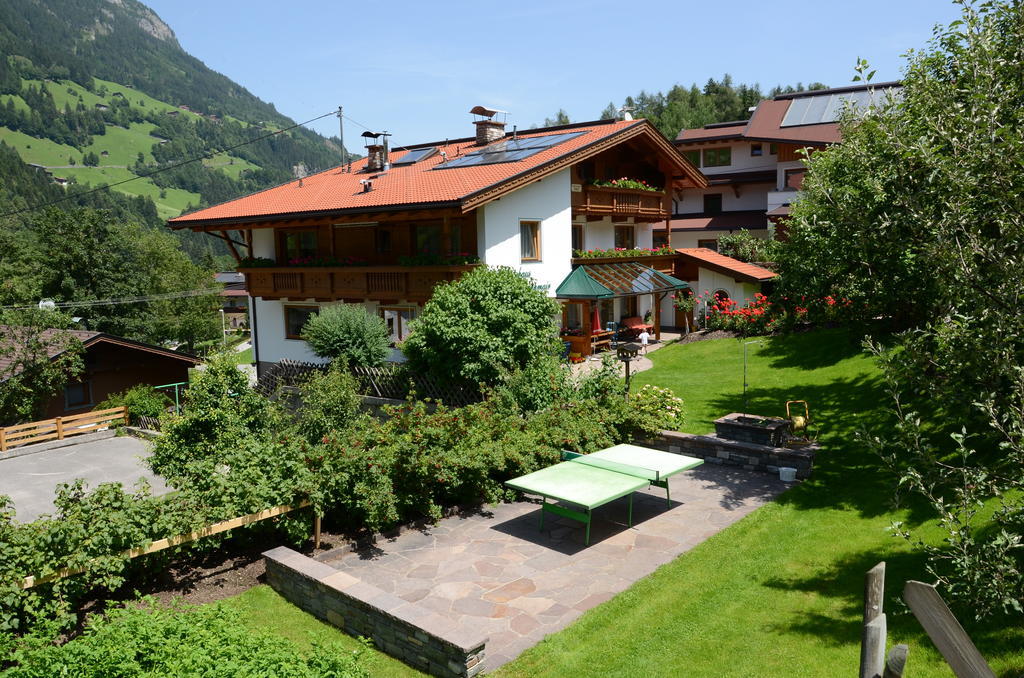 Gaestehaus Troppmair Finkenberg Exterior photo
